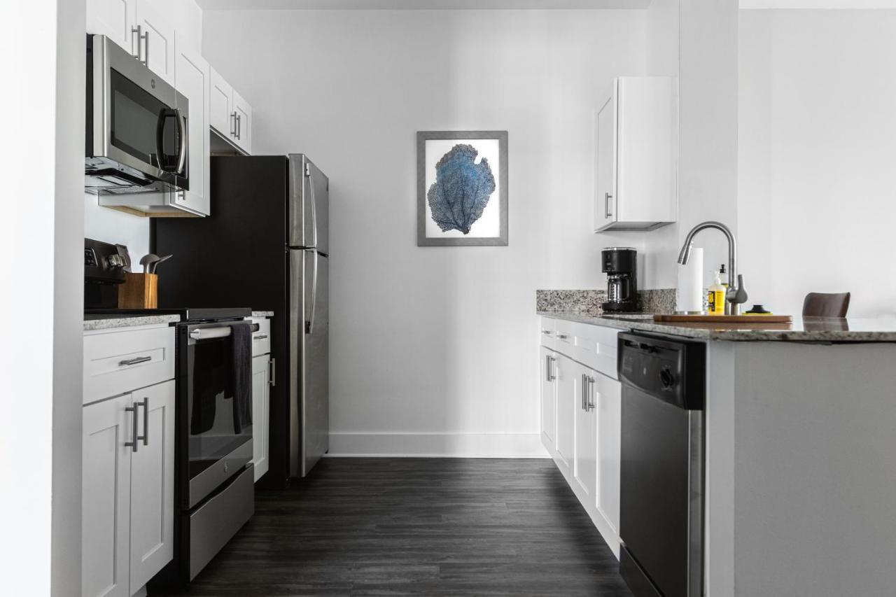 Blackswan - Rosemary Sq - Bohemian Loft With Balcony West Palm Beach Bagian luar foto